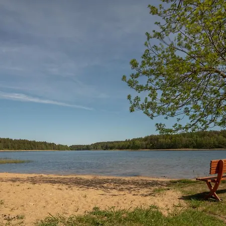 Vakantiehuis Rykowisko - Caloroczne Nad Jeziorem I Rzeka *
