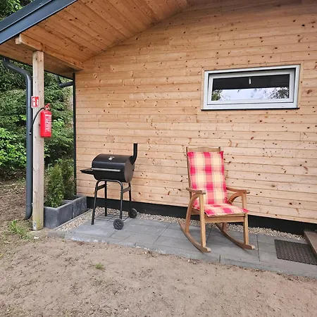 Rykowisko - Caloroczne Nad Jeziorem I Rzeka Holiday home Szczecinek